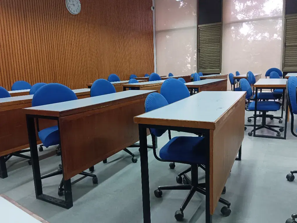 PDEU Classroom photo 1